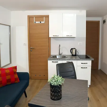 Διαμέρισμα Pucee Downtown