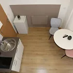 Pucee Downtown Apartamento Pula