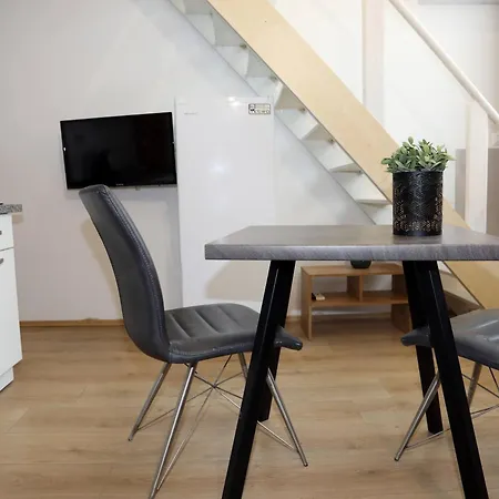 Pucee Downtown Apartamento *